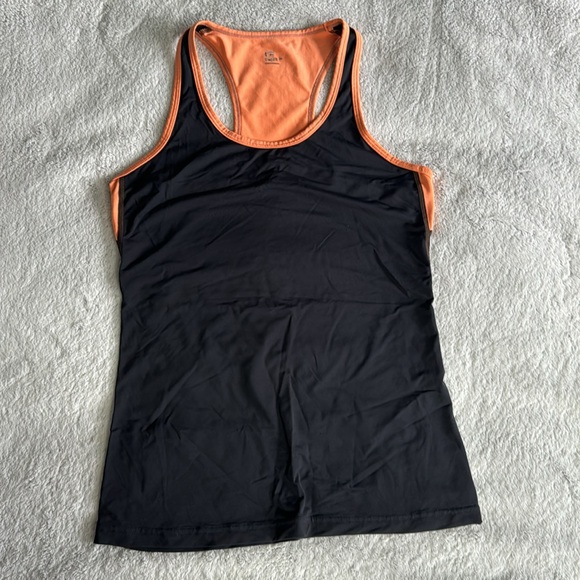 Running set - Picture 3 of 3